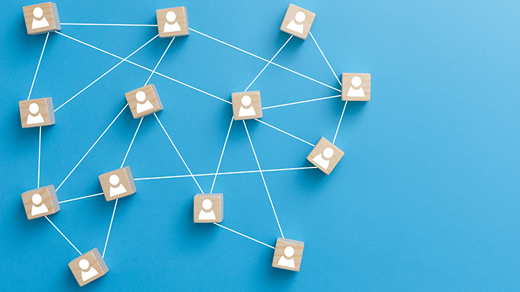 Personen verbunden mit Linien. Symbolbild